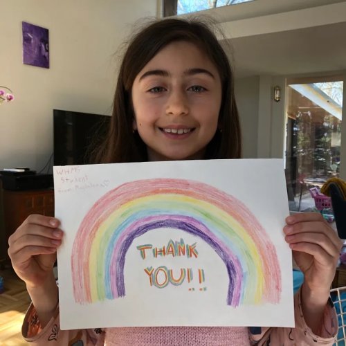 Woodland Hill Montessori School students create rainbow cards for local nurses, WTEN